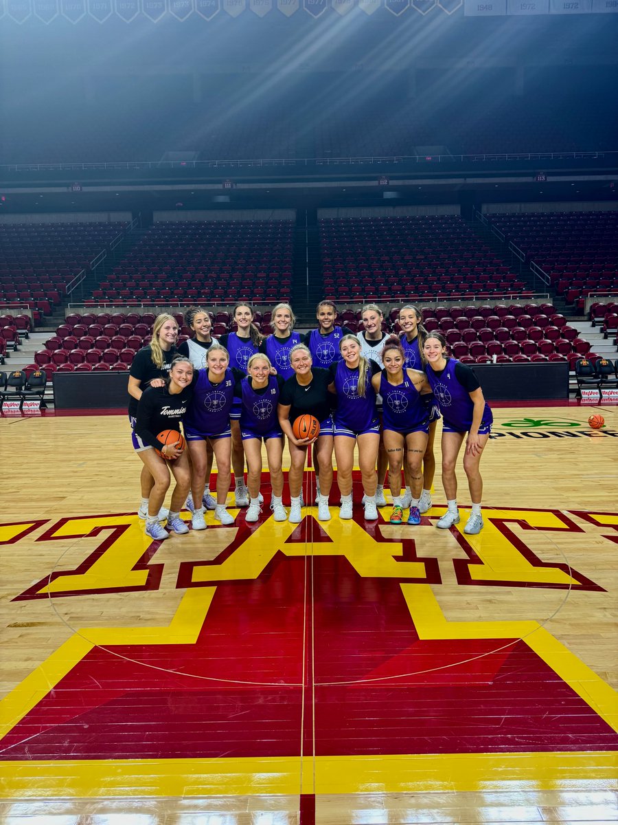 St. Thomas Women's Basketball tweet media