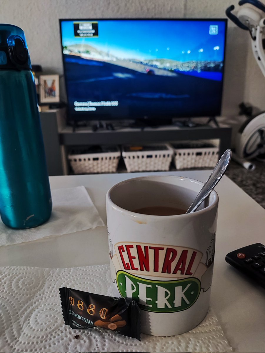 Me venció el sueño a noche, pero toca ver la final en diferido para ver el espectáculo! Ganas de ver un deporte que no entendía gracias al método FIE de <a href="/DavidDeSanchez/">David Sánchez-Cañete</a> <a href="/JaviviQuilon/">Javier Quilón</a> y <a href="/MarioGS59/">Mario 🏁🇸🇪🎈👨‍🚒🚒</a> #nascarendazn 
Os echaremos de menos en nuestros domingos 🥲