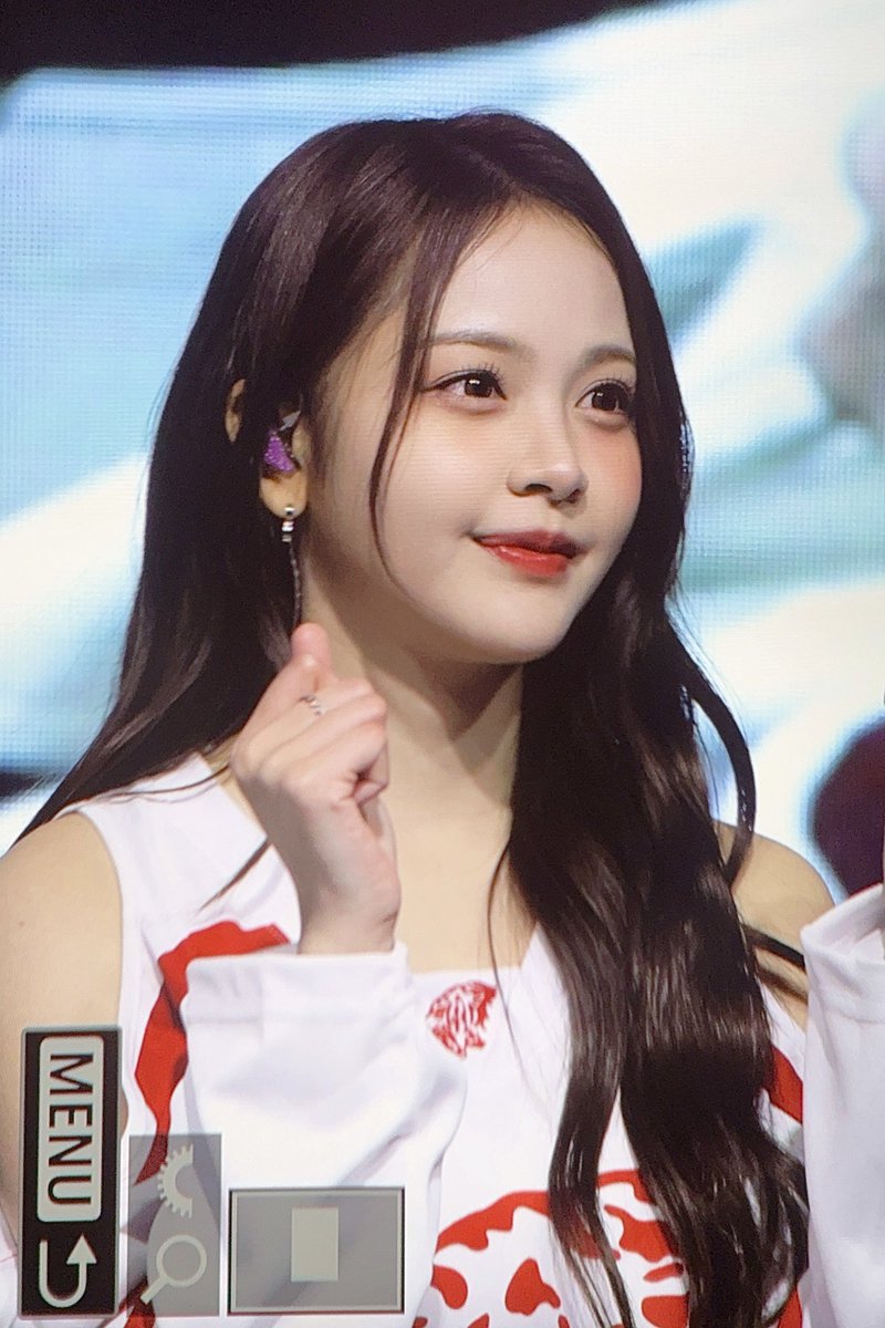 vanilla_canele's tweet image. 251103

#Hearts2Hearts #하츠투하츠
#CARMEN #카르멘