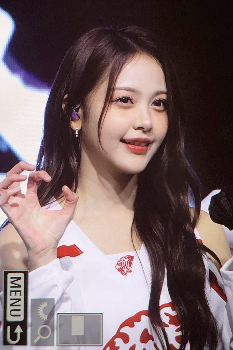 vanilla_canele's tweet image. 251103

#Hearts2Hearts #하츠투하츠
#CARMEN #카르멘