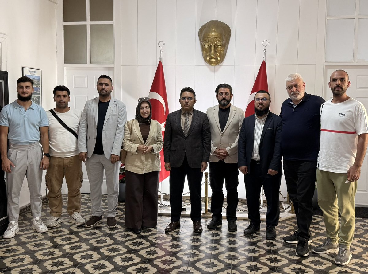 Marmaris Merkez Camileri Derneği’nin yeni yönetimi, genel kurulun ardından Kaymakamımız Sayın Nurullah Kaya’yı makamında ziyaret etti.
Ziyarette, dernek faaliyetleri ve yeni dönem projeleri hakkında bilgi verildi. Kaymakamımız, yönetime başarılar diledi.
<a href="/nurullahkaya45/">Nurullah Kaya</a>