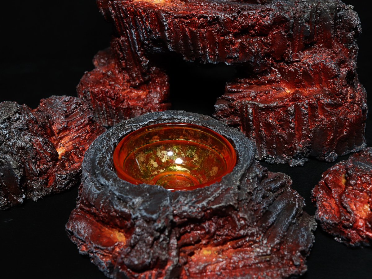 はぁ〜〜〜〜〜〜〜🤤🌋🌋🌋✨
もうため息しか出ん
言葉はいらんくらいかっけぇ
RCF最終日限定のボルケーノ
絶対に誰か買って手に入んないと思ってたのに買えちゃったよw
なんか頑張って良かったよw
本当にありがとうございました🙇✨

#RCF
#月光堂
#ボルケーノシェルター