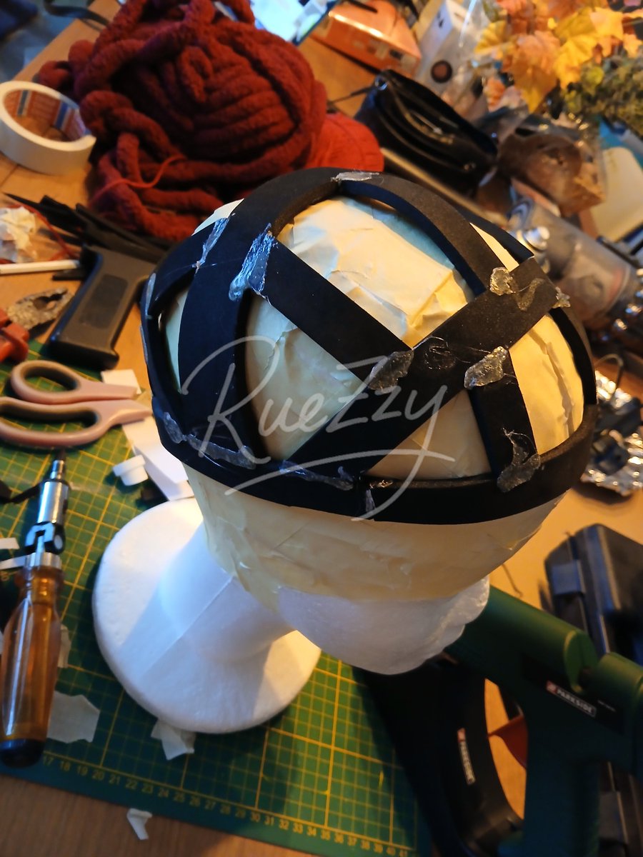 RueZzys's tweet photo. Some process pics! #TheAmazingDigitalCircus #cosplay https://t.co/yjtIAoqt4o