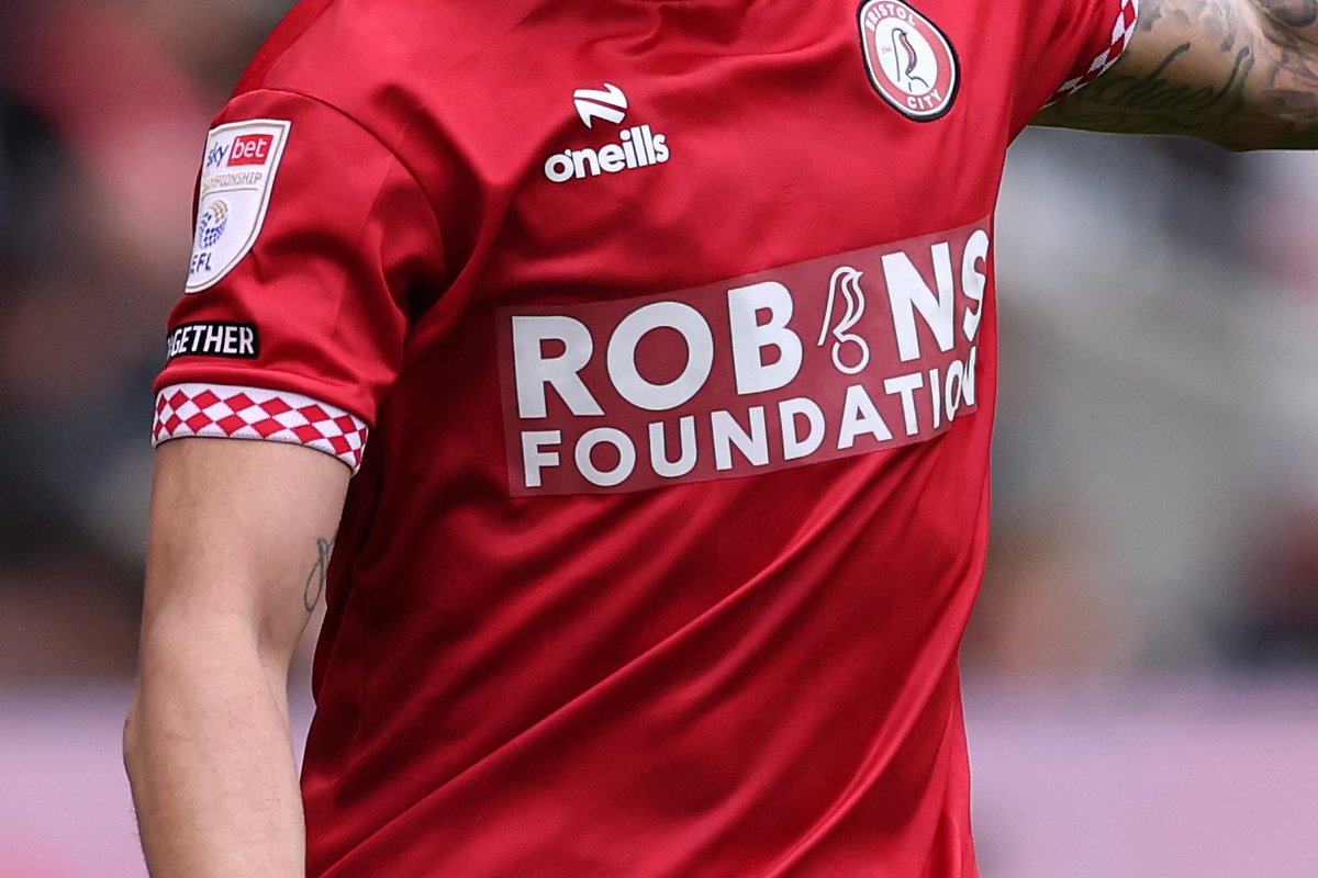 bbcbristolsport's tweet image. 🔴⚪️Coming up on Sound of the City from 6⃣⬇️

⚽️We conduct a post mortem into Saturday defeat for the men with @ELJones95 &amp;amp; @RobinNestBCFC 
⚽️Chat to City Women&apos;s Gemma Lawley after their win at Sunderland
⚽️Hear from @RobinsFound as part of the EFL Week of Action
⚽️Chat to…