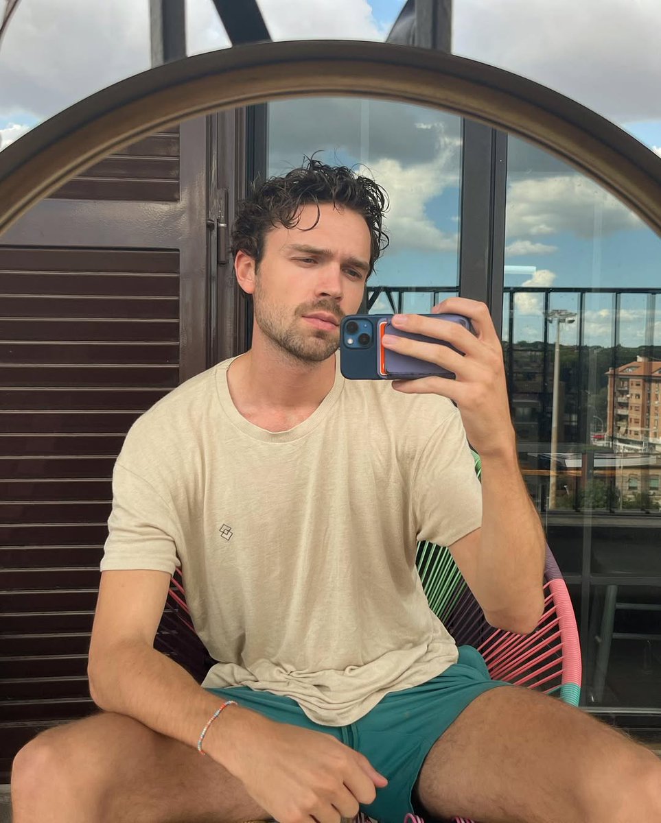 Tom Lowell tweet media