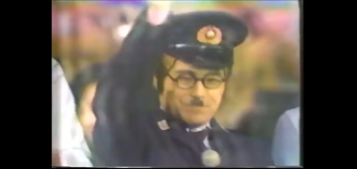 おかげさまでフォロワーが100人に達しました。本当にいつもありがとうございます。今後ともよろしくお願いいたします。記念動画を今月9日の夜に公開いたしますので、ご期待ください!