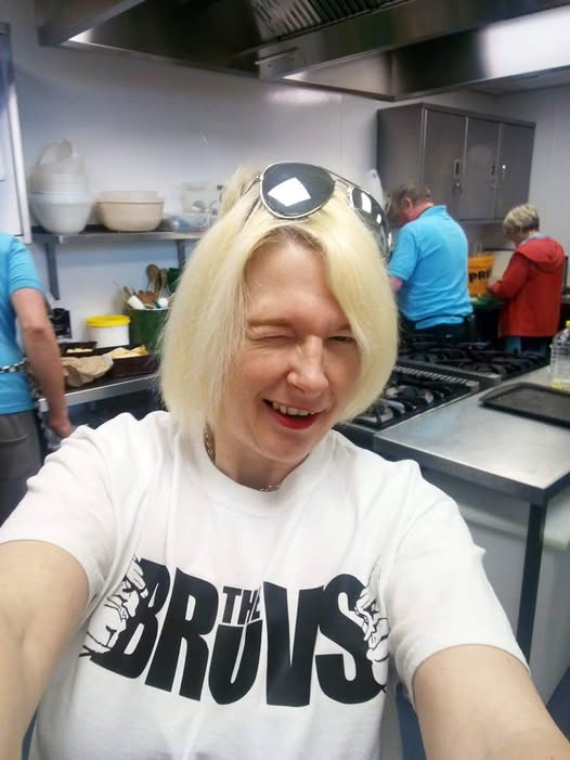 TheBruvsTV's tweet photo. Be a #Winker and show us... It's for #WednesdayWinkDay with #TheBruvs
we also do #comedy #cartoons
SUBSCRIBE TO THE BRUVS YOUTUBE CHANNEL https://t.co/Szaazi37V6
#beawinker #winkerswanted #kitchen #comedyshow https://t.co/WYUhJsHBIU