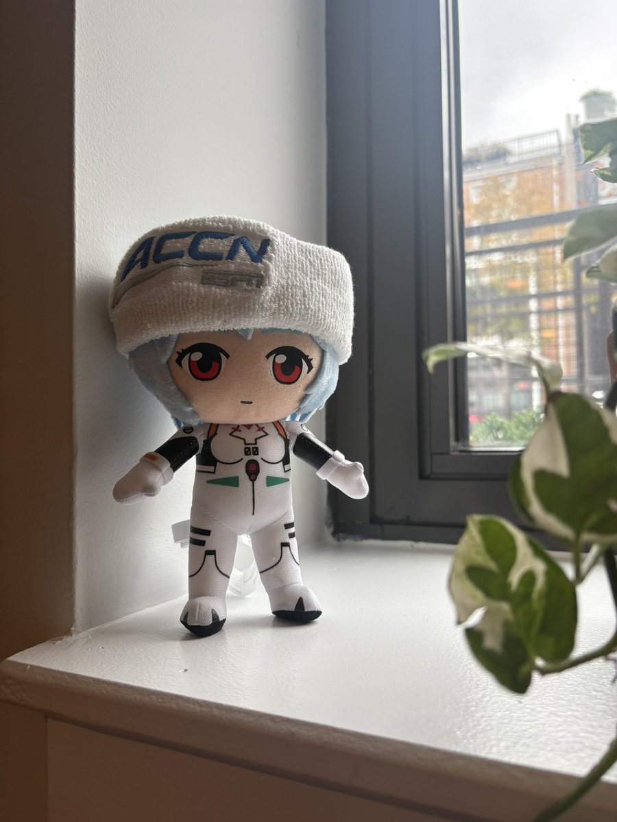 PB&J hold the PB tweet media