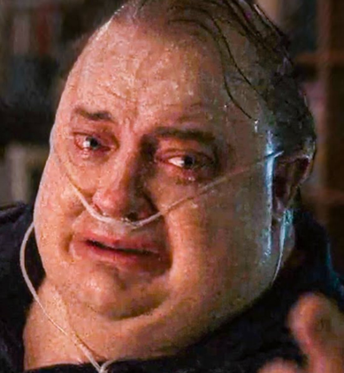 Mirthers when a wonderer enters the room