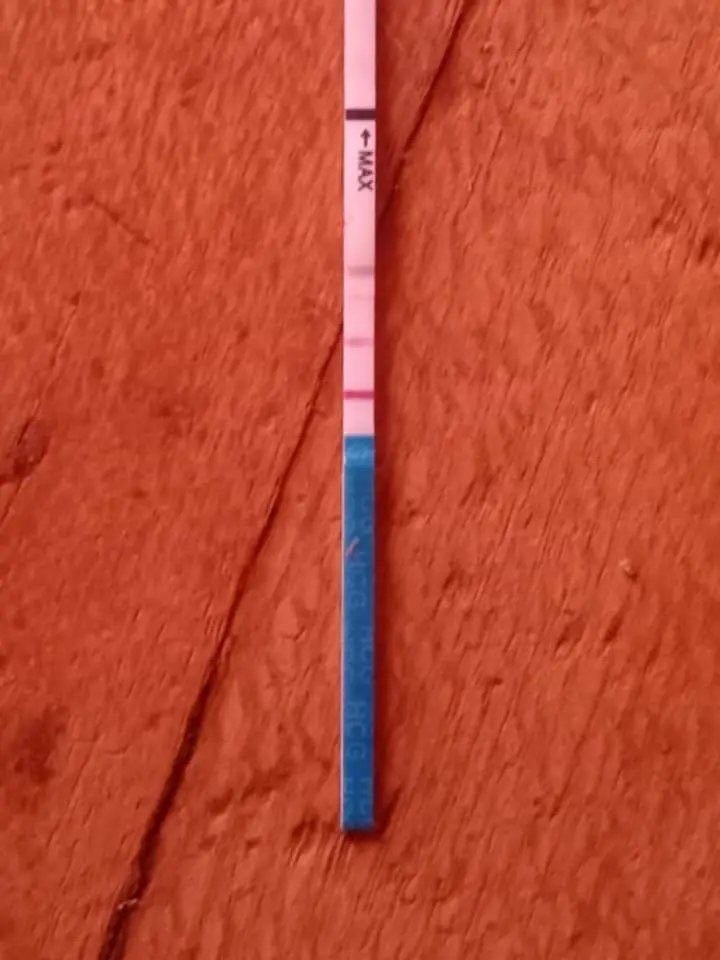 gloriabae01's tweet image. Doctors here help me am i pregnant ?