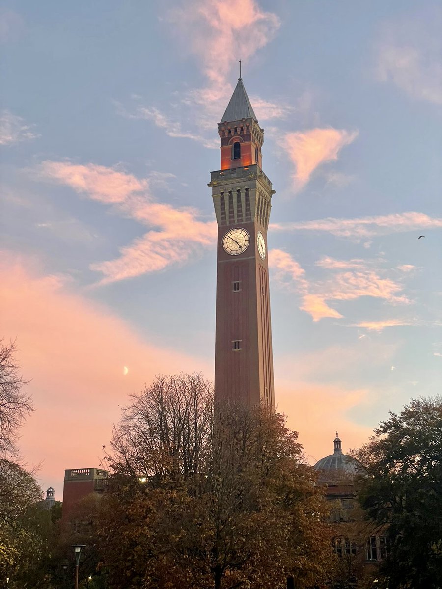 unibirmingham's tweet image. Hello November! 
We absolutely love these images shared by student Maisie of the beautiful skies over Old Joe 🩷