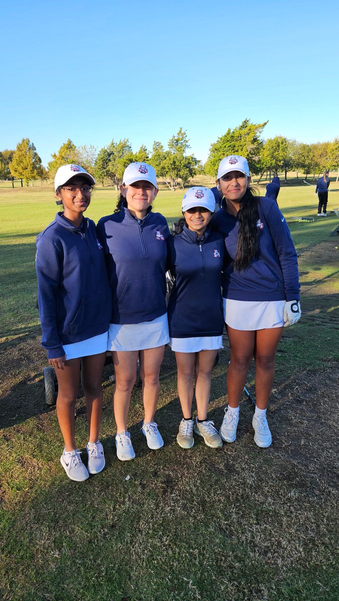 JV II girls competing this morning in the McKinney North Inv. @ Oak Hollow GC. 🅰️🆙⛳️