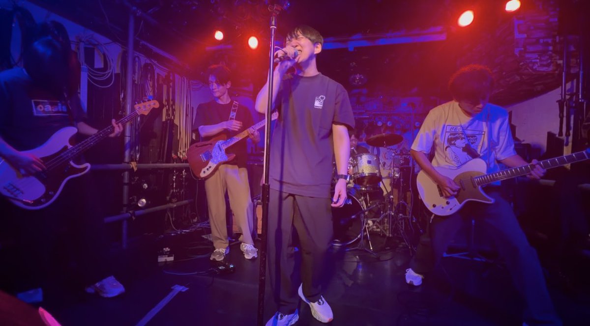 yyt_s03's tweet image. アメトーーク！
『バンドやってる芸人』のご縁から
今夜は夢のようなライブがありました🌈
3バンドともかっこよすぎて、痺れました🤟🏼
アメトーークフェス、実現してほしいーー‼️
出演者の皆さま、最高の夜をありがとうございました🤘🏼
#ザ・アーリーヌードルズ
#鶯谷フィルハーモニー
#ONAiR