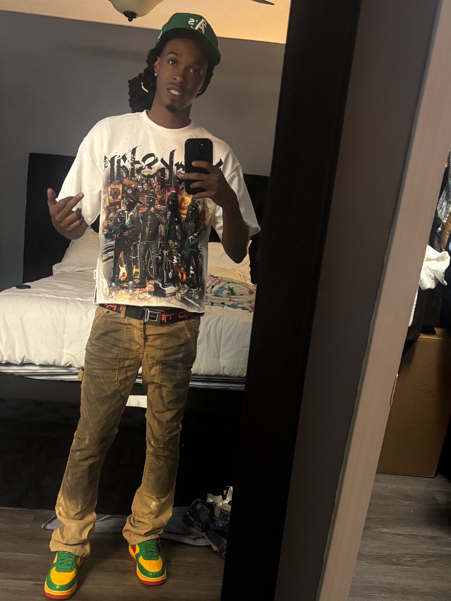 SkipThaShoota's tweet photo. Still Around… 💫 https://t.co/l8V9StFYyn