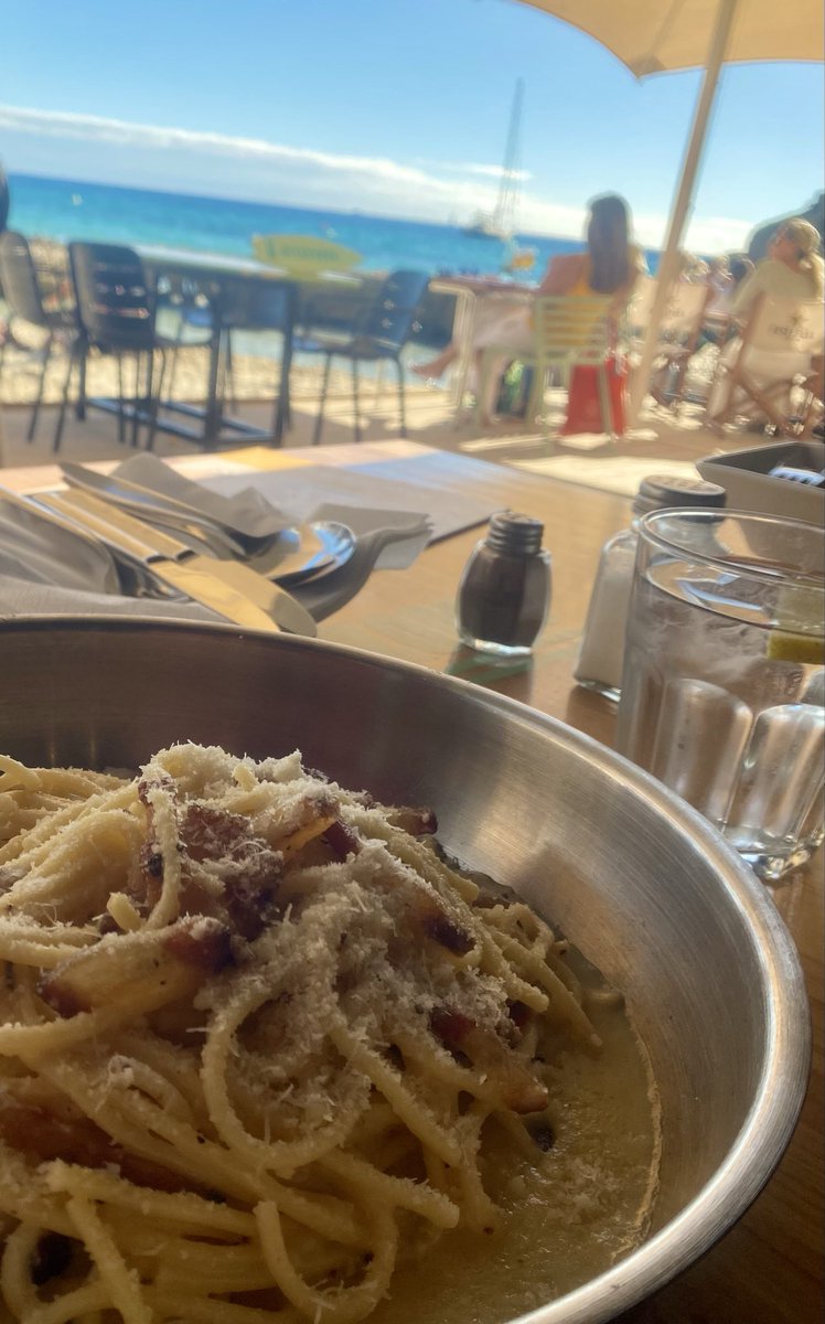 Siempre la bella Mallorca. Gente maravillosa, entorno espectacular. Amo tantas cosas de esta isla que siempre será parte de mi vida. 🌴