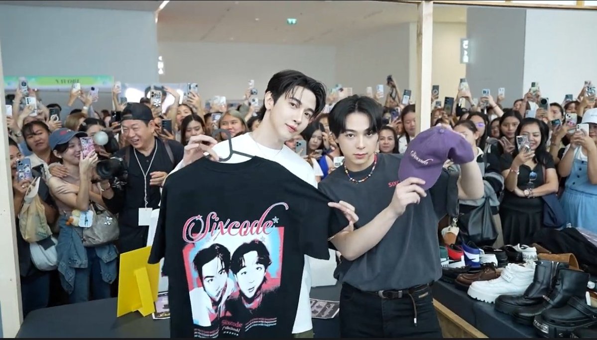 rahas6c's tweet image. ชอบรูปนี้ 

#sixcode
#แม็กกี้บาส #maxkybas
#maxky_rp #บาสเด็กอ้วนที่แท้จริง