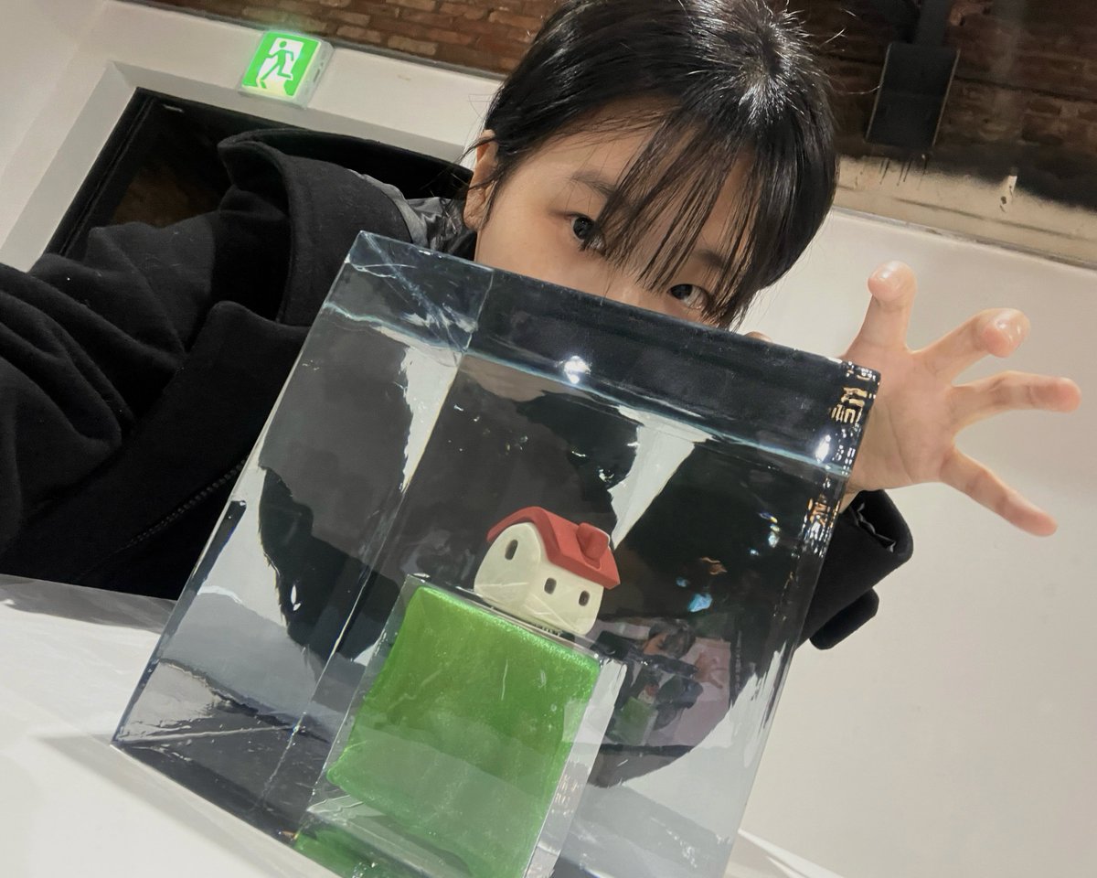 saraobject's tweet image. 하하!!!졸전끝!!!