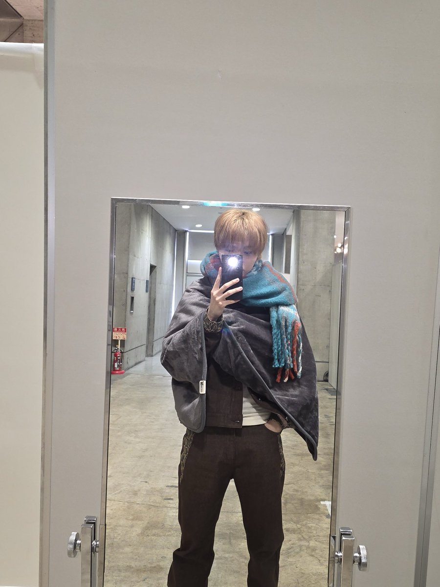 treasure_hd's tweet photo. 📸🐰  

#トレジャー #DOYOUNG #도영 #TREASURE #트레저 @treasuremembers https://t.co/lAxJEnYryI