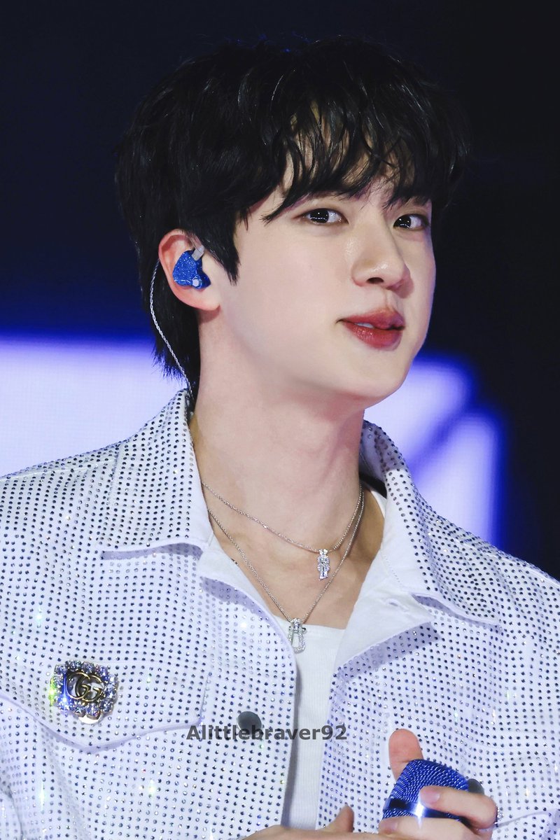 I’m voting #Jin for #2025MAMAVOTE