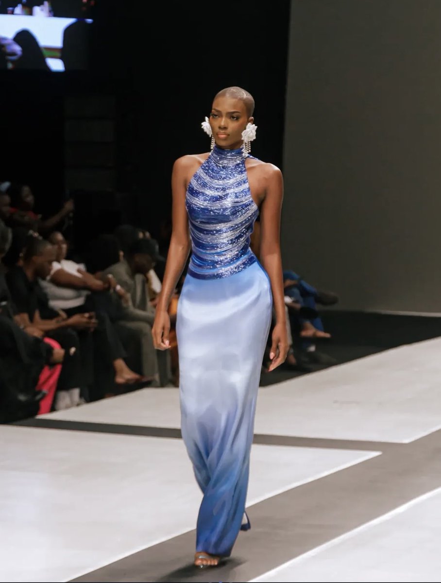 mrsshalishali's tweet photo. Probably my favourite outfit from Lagos Fashion Week🩵

IbilolaOgundipe

#ExhibitH https://t.co/YWF2EDz9Uk