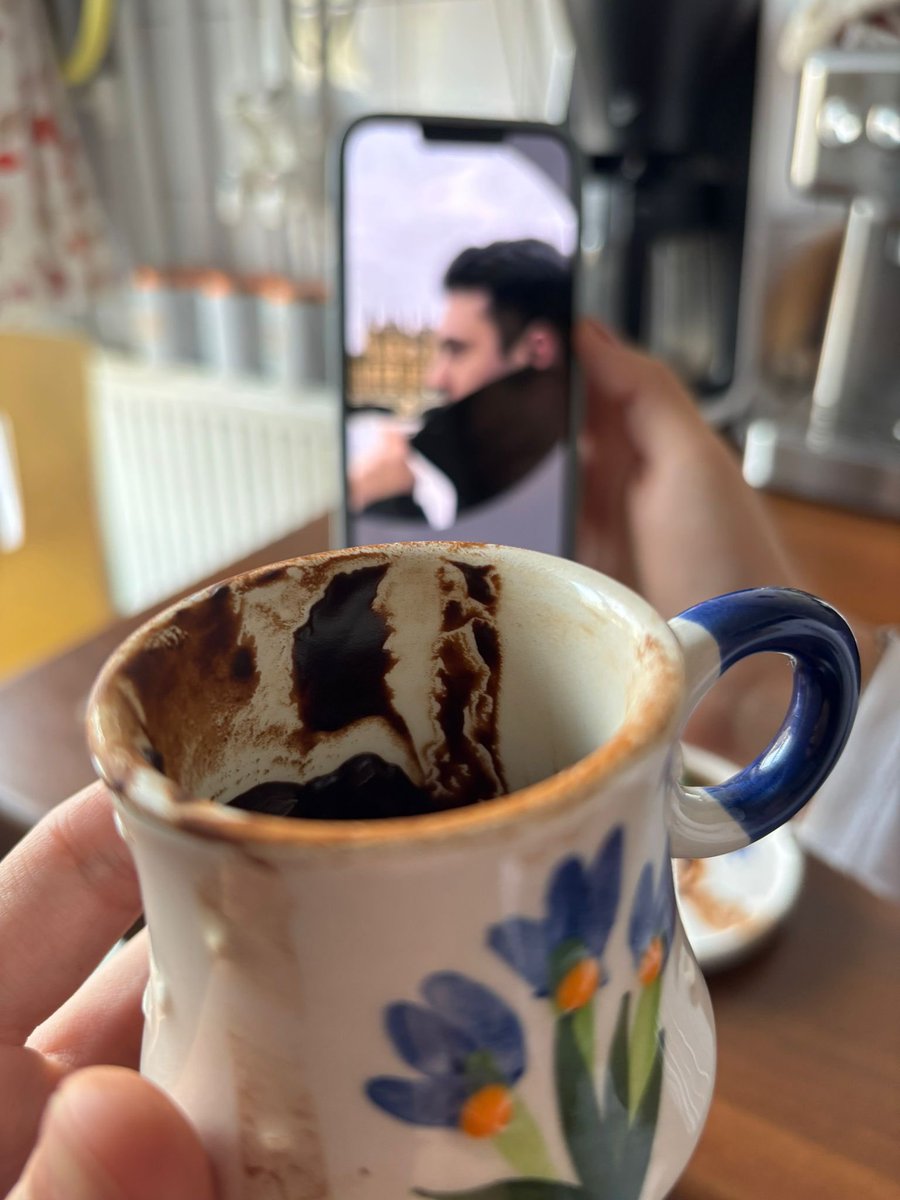 johnahmenson's tweet photo. an itibariyle fallara inanmayı seçiyorum.. https://t.co/oKnrpaF3OD
