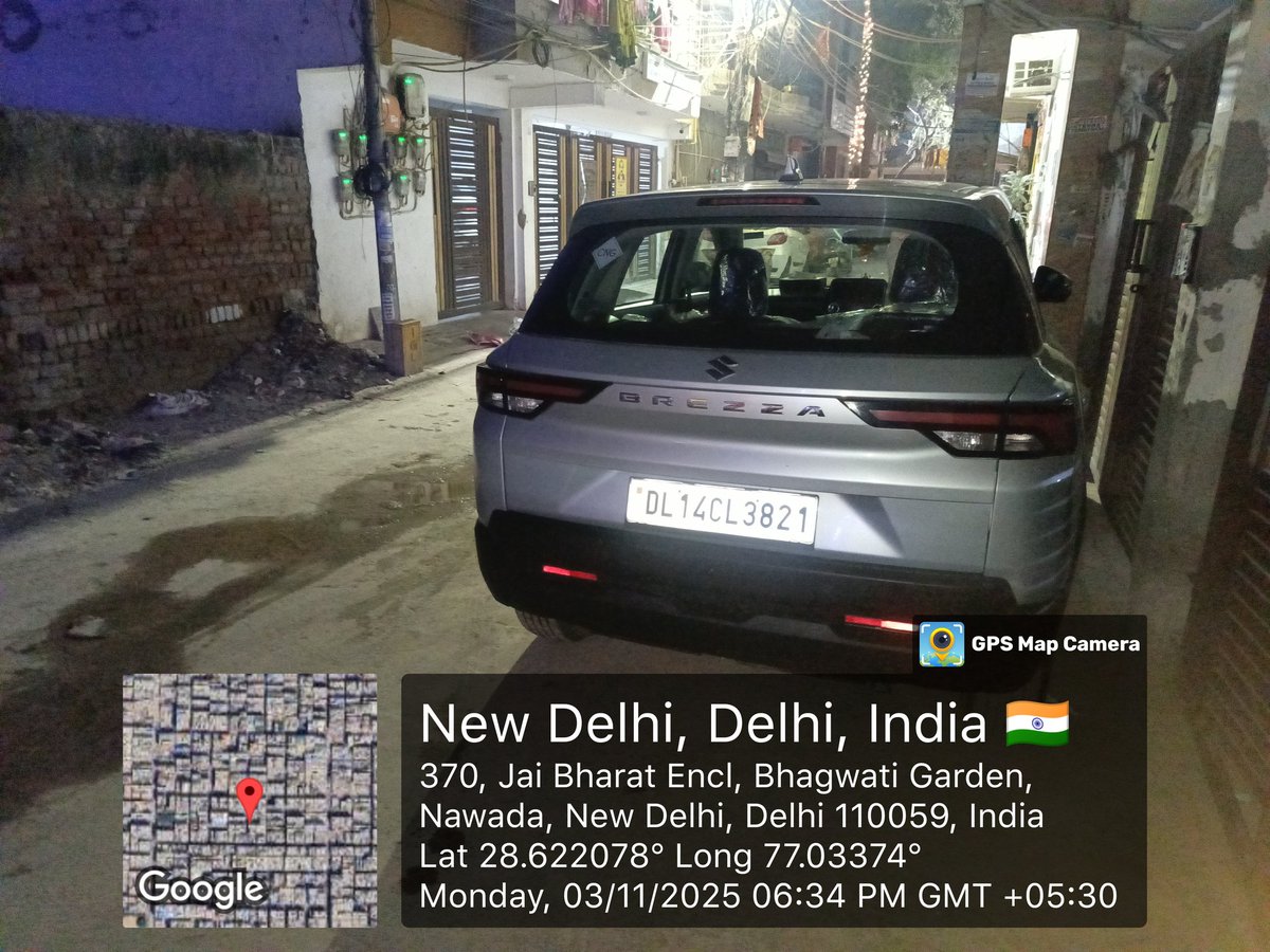 Priyank_genial's tweet photo. @dtptraffic illegally parked the  vehicle  In front of the building and on the road blocking the free exit from building C-77, Rama Park , P. S. Mohan garden , new Delhi -110059. Please take necessary action. https://t.co/db9O9jr3YO