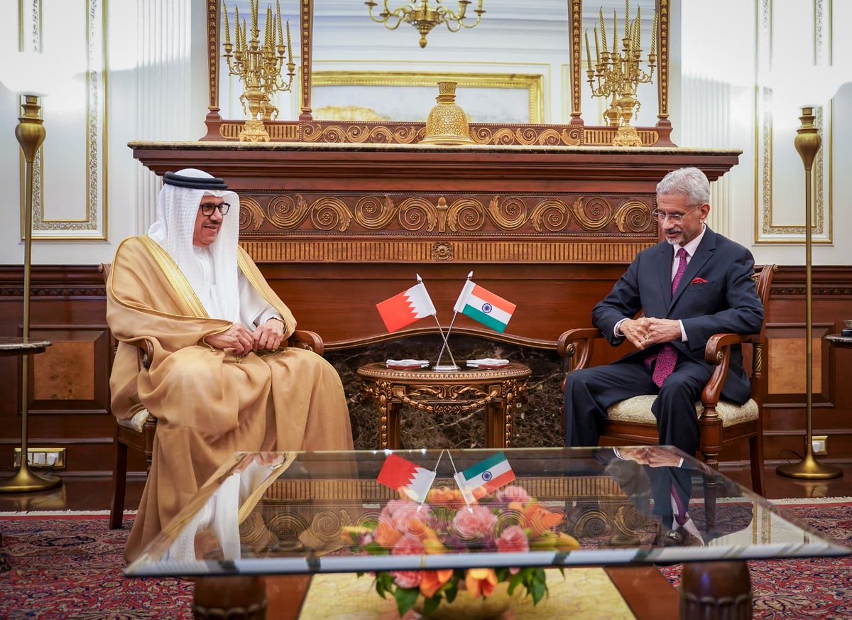 bahdiplomatic's tweet image. عقد اجتماع الدورة الخامسة للجنة الوزارية البحرينية الهندية المشتركة

 bit.ly/47RQloi