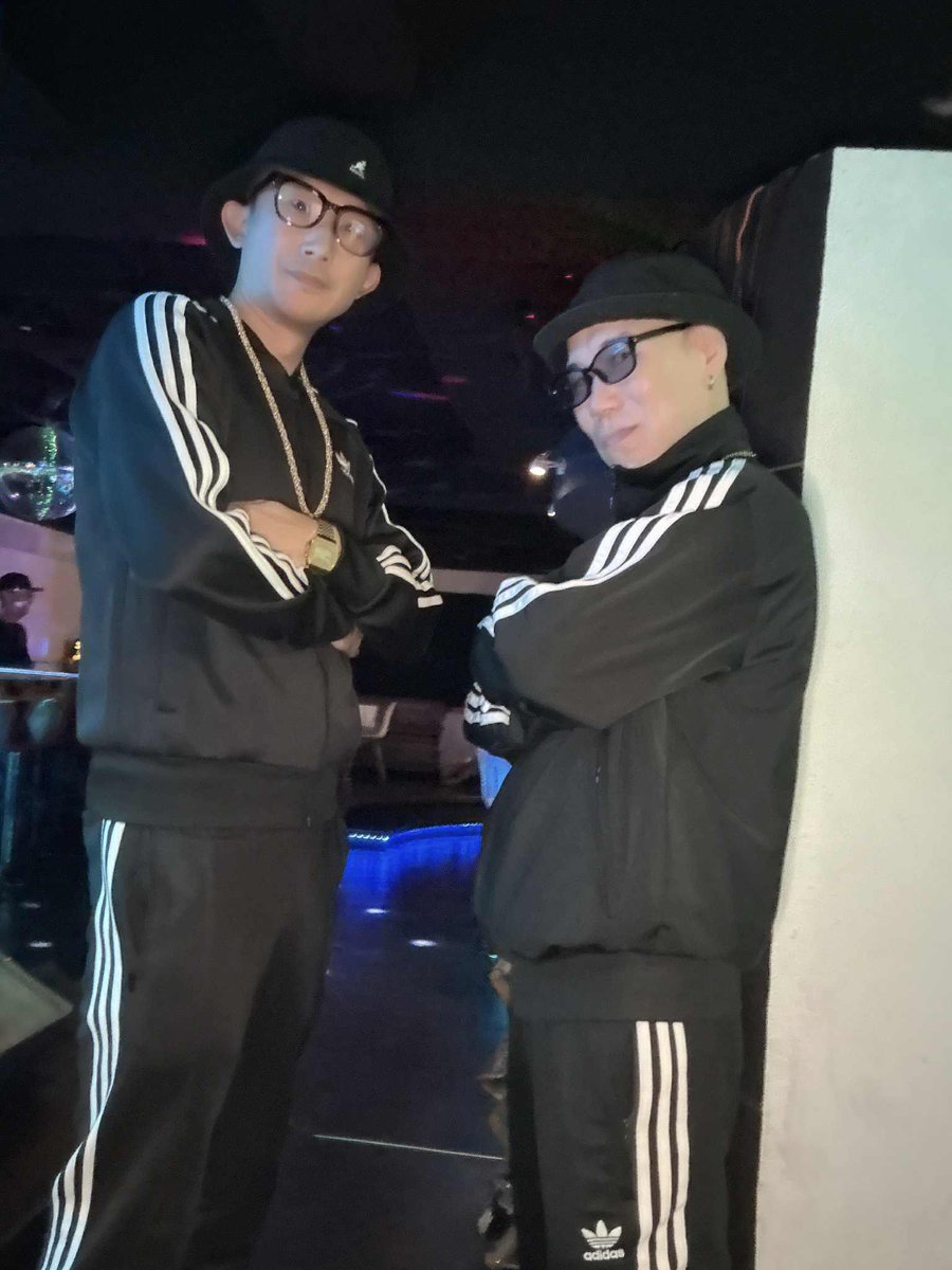 自分はNIKE派ではなく、adidas派です
👍✨