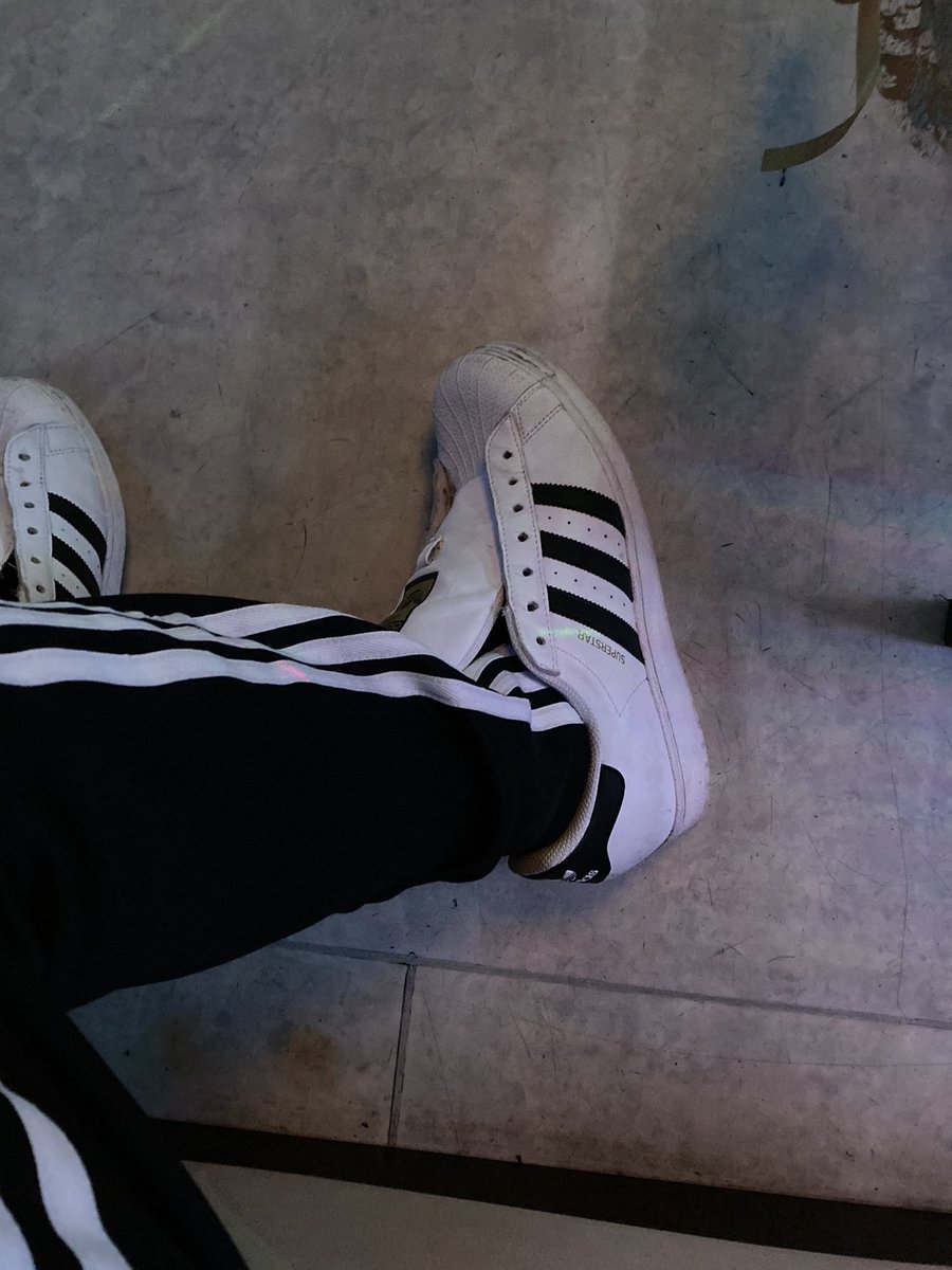 ひも無しは辛い！