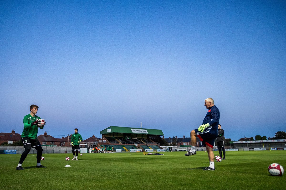 simon smith tweet media