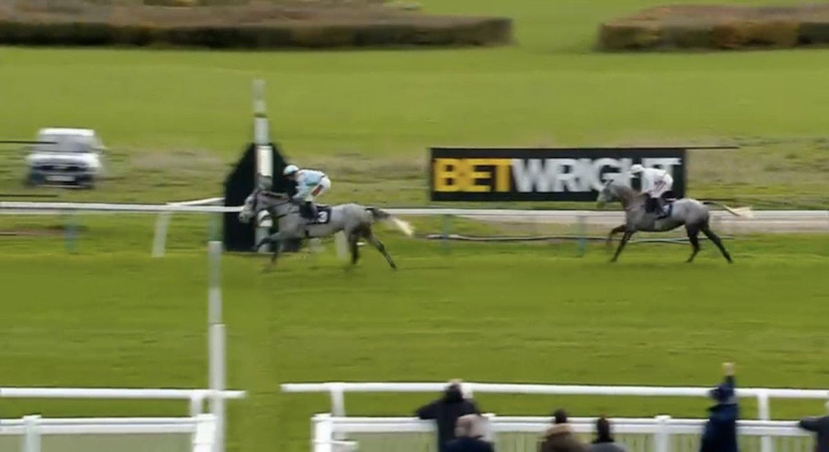 Two out of two so far today ⚡️ 

11/4 Don Rafael 🏆 
15/8 Copshill Lad 🏆 

Two left to run this evening 💰 

t.me/RacingPulse_bot