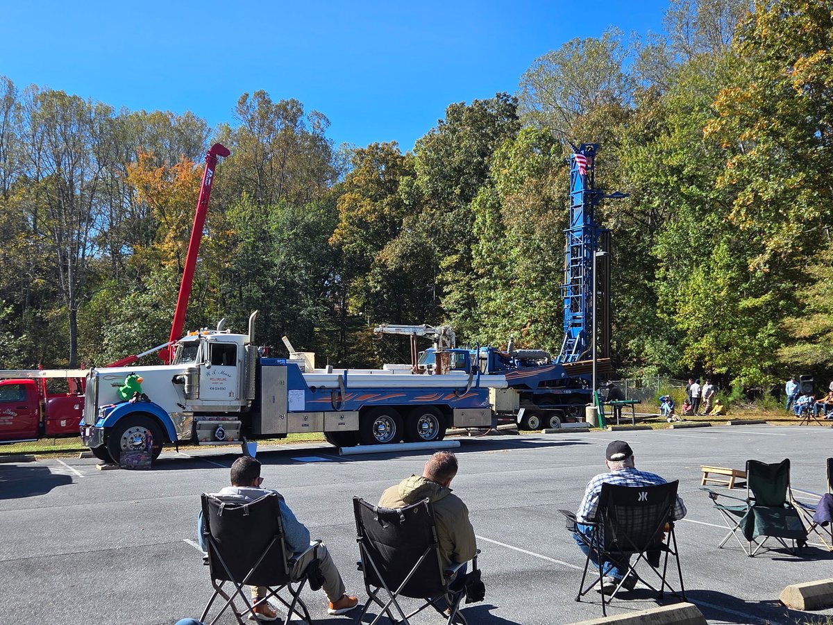 bearingins's tweet photo. Katherine Hall and Jason Rakestraw recently attended the VWWA's 2025 Fall Field Day! We're proud to support the groundwater community through our NCGWA, SCGWA, and GAGWP Insurance Programs. 💧 Learn more and get a quote today: https://t.co/UquNgmvXYp #VWWA #BearingInsurance https://t.co/sCFDTfTPma