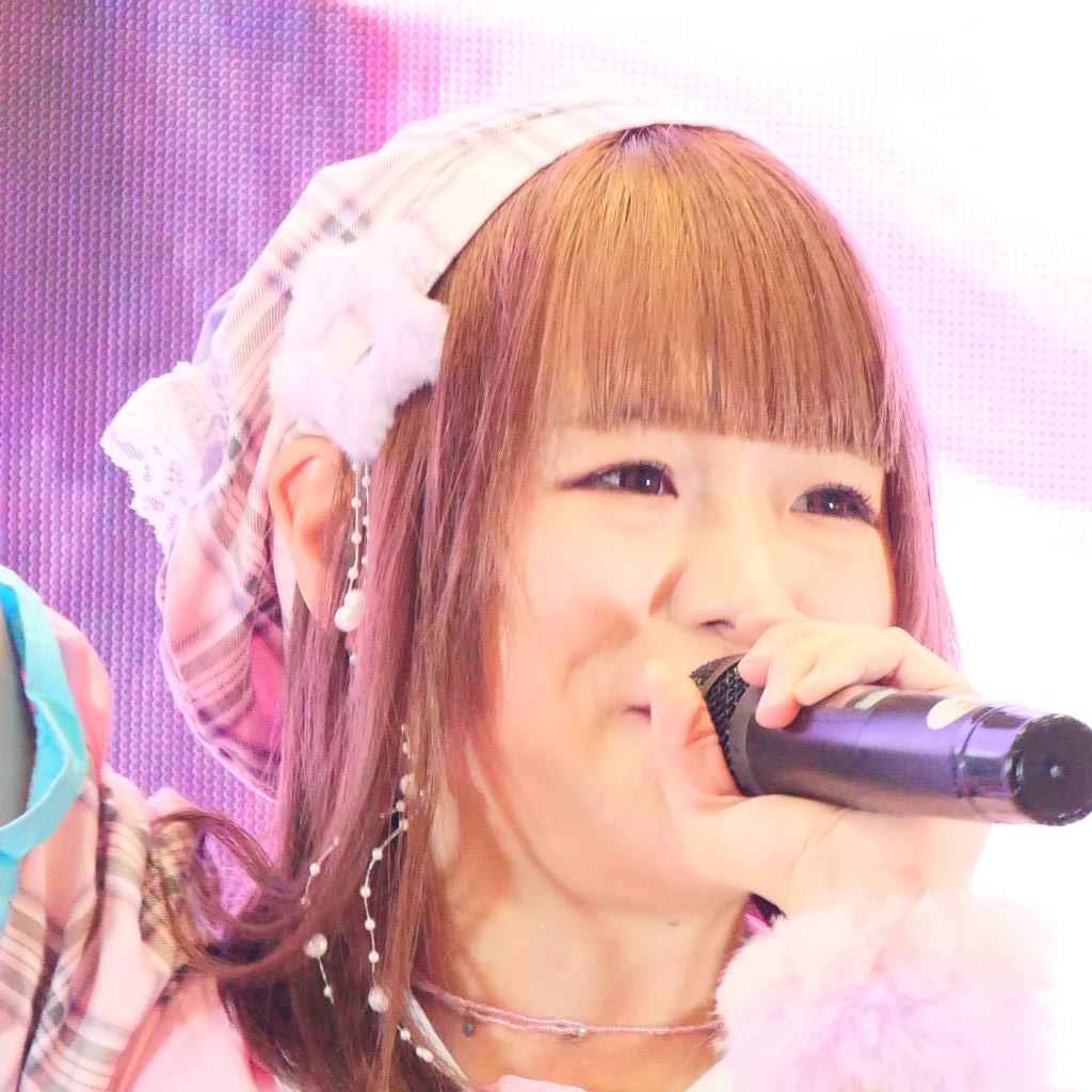 soyuki3's tweet image. イオン笠間店のイベント

ライブ中に小さなお子さまにも気さくに触れ合う優しい　みーにゃんｻﾝ
#みけみけ
#みーにゃんみっけ