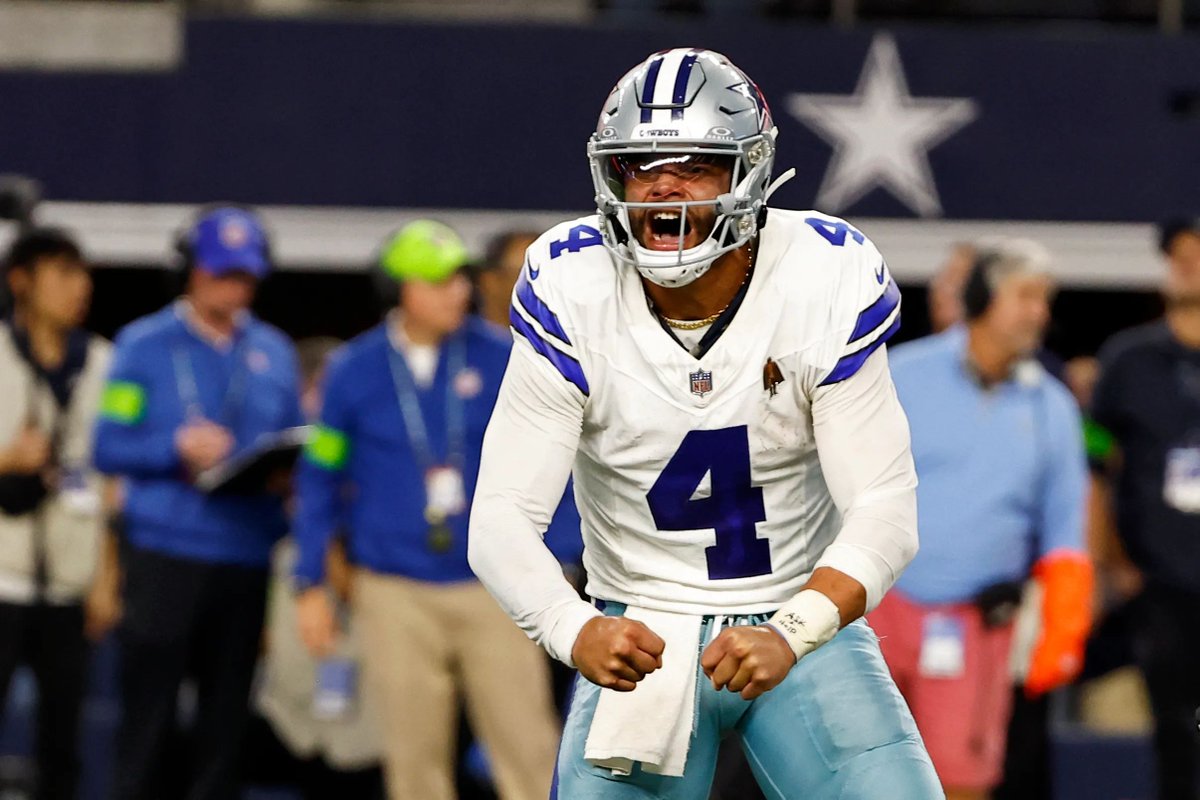Retweet if you're pulling off a Monday Night miracle tonight #BirdGang #DallasCowboys