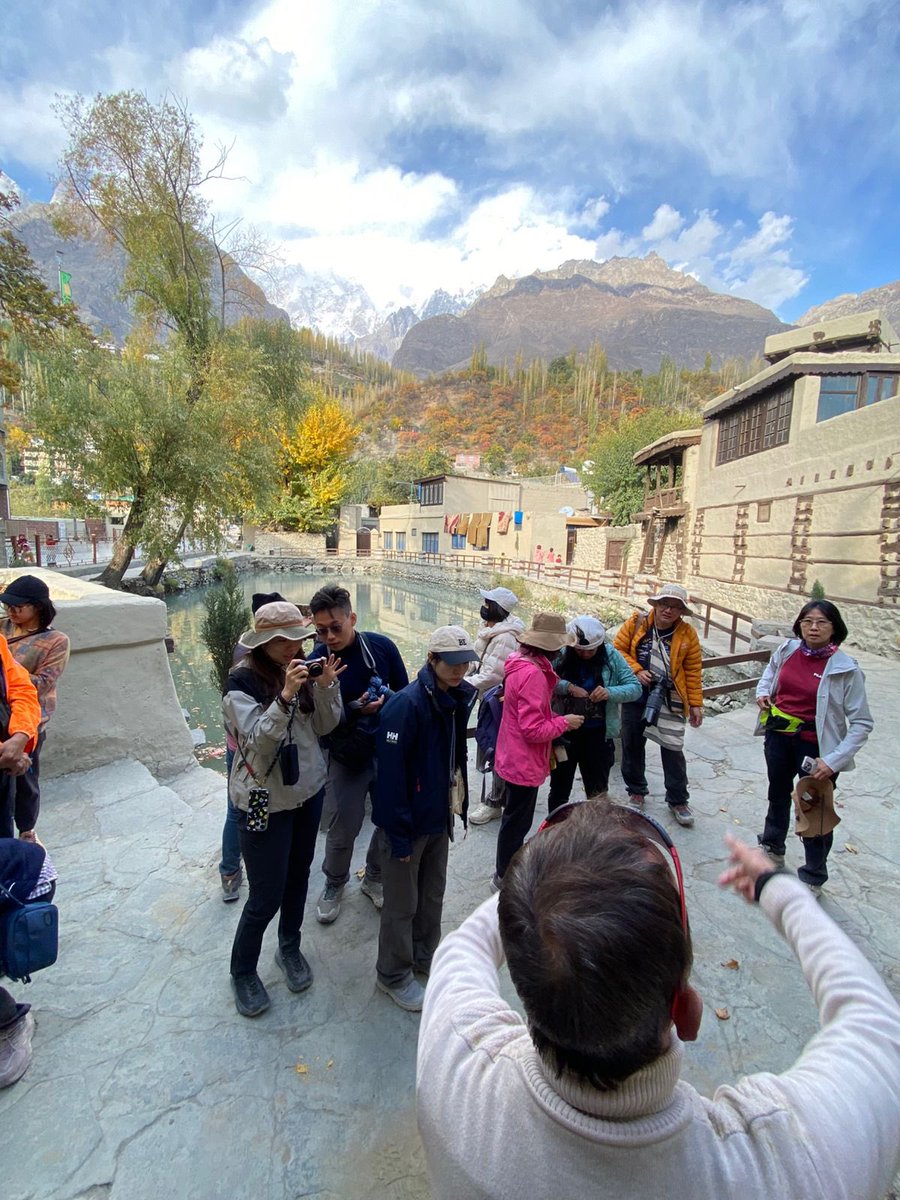 harappatnt's tweet photo. Our group of guest from Taiwan 🇹🇼 exploring Hunza Valley - Pakistan 🇵🇰 

#เขมจิราต้องรอดseries #LoveYourW #pakistan #travel https://t.co/TQUKxyoDLu