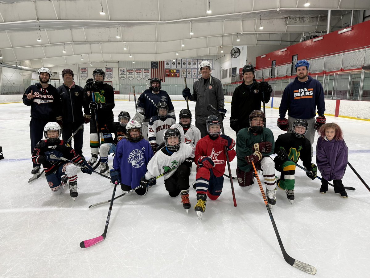 Boston Jr Terriers tweet media