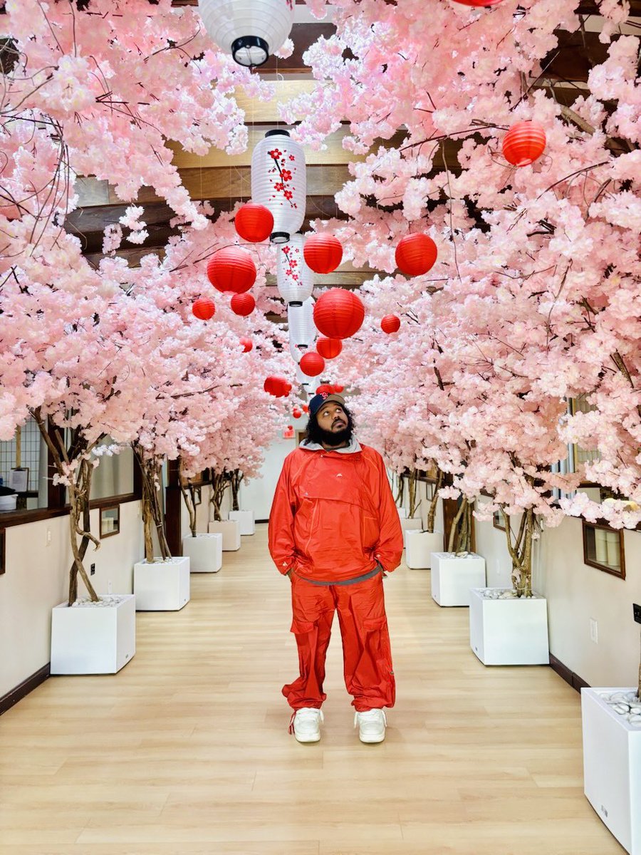 MickeyChristmas's tweet photo. https://t.co/Kl3TULUiIN

IS THIS ART DELUXE? GO GET THAT https://t.co/3cCnLFYZzb