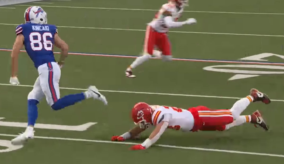 BobbyThaGreat's tweet image. No I remember why the @chargers traded Drew Tranquil to the @Chiefs. Bro was trippin'
#boltup #btfu #chargers