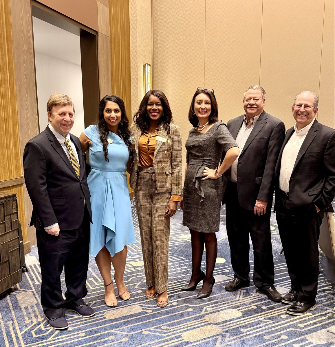 Sia Baker Barnes tweet media