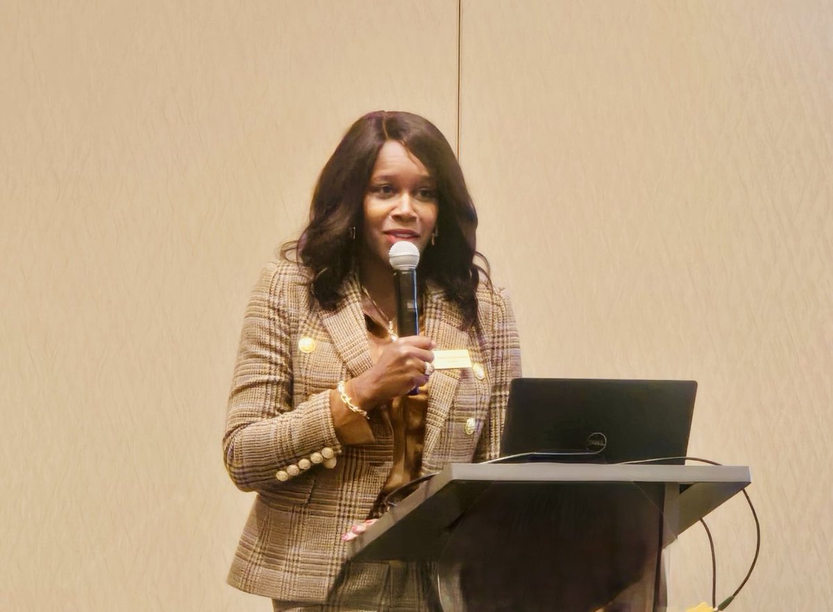 Sia Baker Barnes tweet media