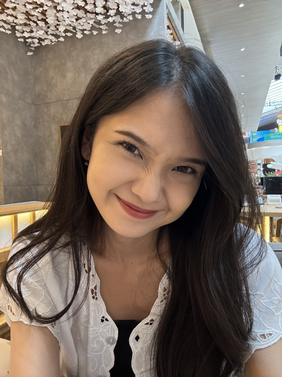 C_IndahJKT48's tweet photo. ya udah kalau kamu ga ridho😔 #SenIndah https://t.co/LZPmuMw3J2