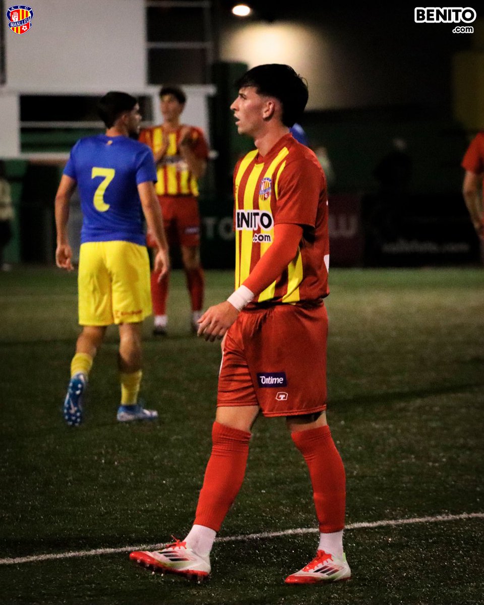 Injusta derrota en un partit on vam merèixer guanyar per golejada. Cap ben alt equip, aquest és el camí!

Seguim Manlleu❤️‍🔥

🟡🔴 #somdelmanlleu #aecmanlleu