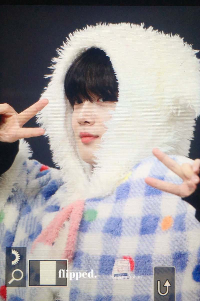 251103 makestar 팬싸

#위아이 #WEi #김요한 #KIMYOHAN