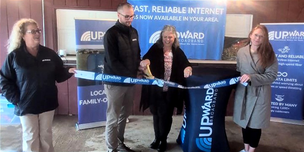 PADCEDnews's tweet image. “Reliable internet is essential for work, education, healthcare, &amp;amp; daily life.” Tim Beiler, Upward Broadband CEO, who unveiled the new Swatara Tower last week, will bring #InternetForAll to over 3,100 residents &amp;amp; businesses in Lebanon &amp;amp; Dauphin counties. 
ow.ly/XZSw50XlNi6