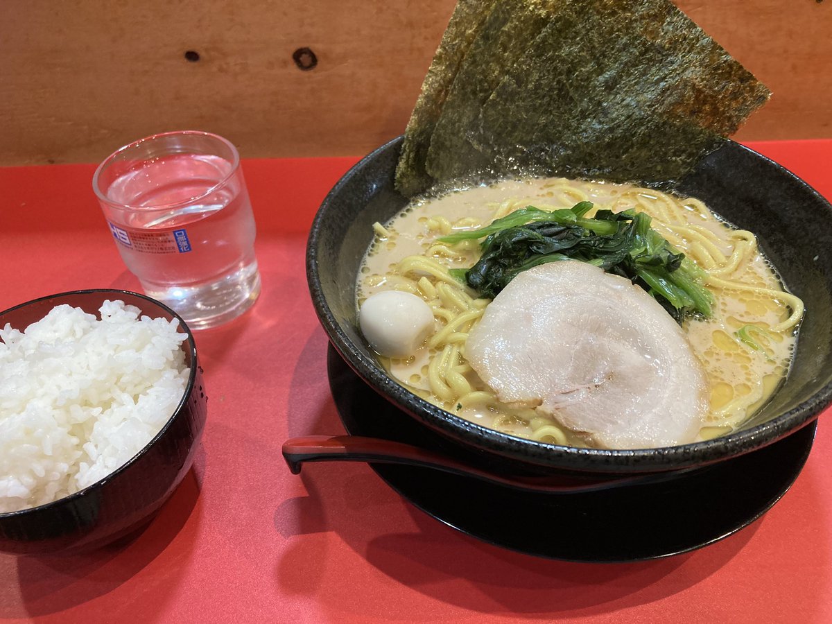 ZumiAoi__2918's tweet image. ちなみに11月は観劇月なってまして、
ということで、今日(実質昨日)の観劇
そして今日夜メシ