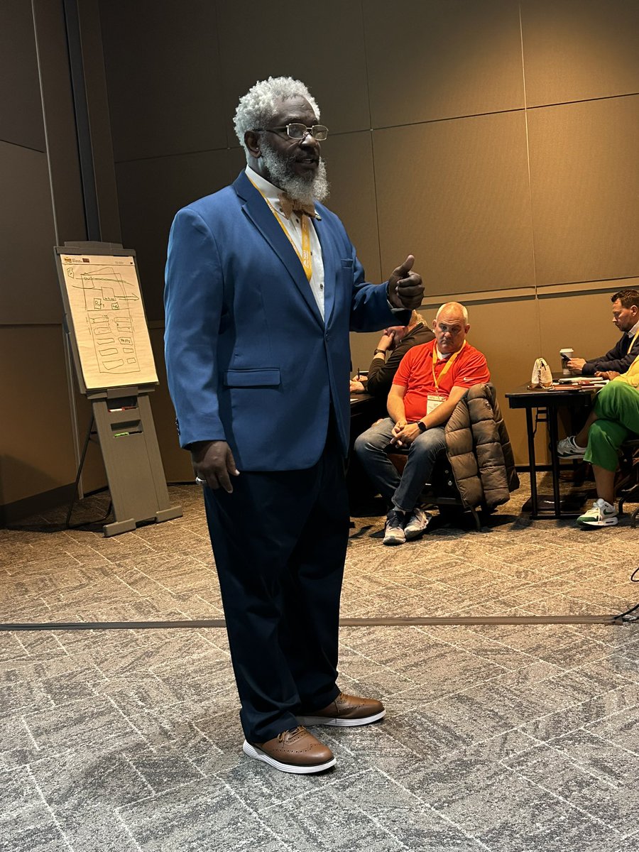 BrownBernando's tweet image. Grateful for everyone who joined my session yesterday at NAPT ACTS 2025. The turnout was incredible. Thank you to all who came and to those who stayed to connect. Let’s keep learning and building together.

#Leadership  #ProfessionalGrowth  #DrivingForward #LeadingTheChange