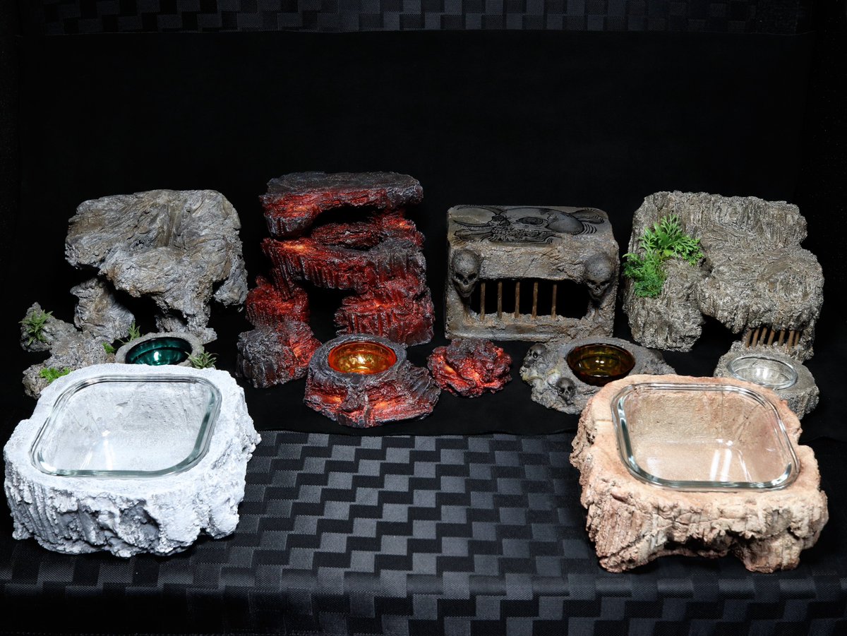 たまらん🤤✨
これ眺めながら酒が呑めるわ🥃
RCFで月光堂シェルターを吟味しすぎて業者の方ですよね？仕入れですか？って言われた🥹w
ただ、今回のRCFで諸々トータルすんげぇ散財したのは確か🤣💸
でもその為に頑張ってるのも確か💪✨

#RCF
#月光堂
#爬虫類シェルター