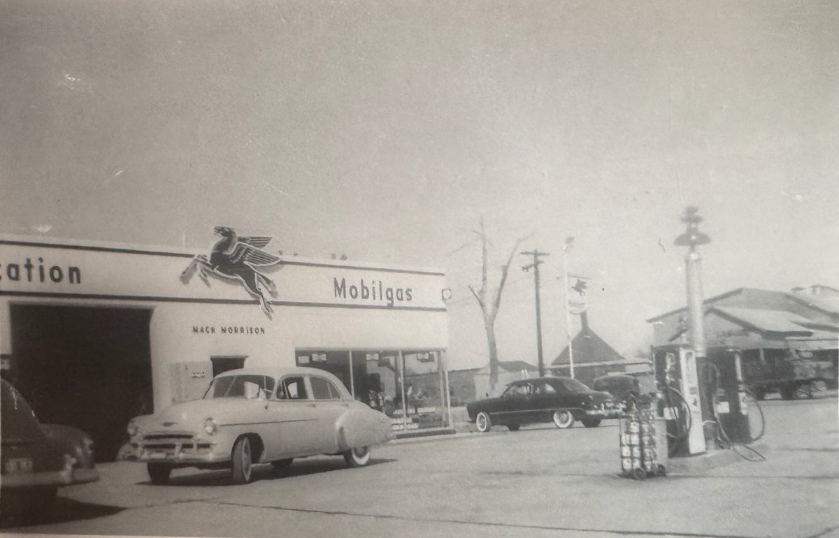 PgouldChamber's tweet image. In prepping to move, we&apos;ve come across some older photos and thought we&apos;d share them this month for #MemoryLaneMonday.