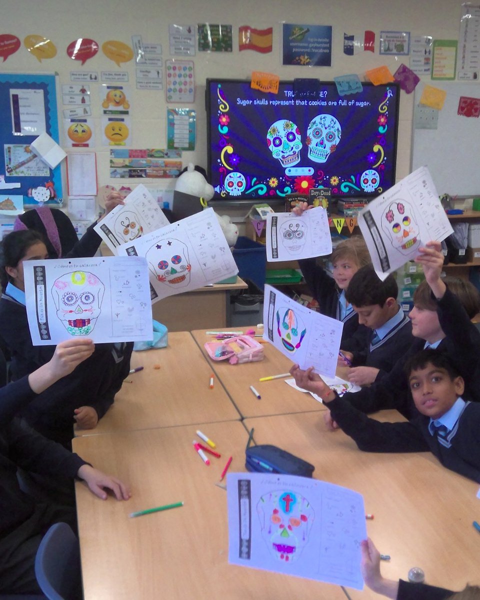 GayhurstSchool's tweet image. 🌸💀 ¡Día de los Muertos! 💀🌸 This week, our children are exploring traditions and designing colorful sugar skulls! #DiaDeLosMuertos #SpanishLearning #CulturalAwareness #LanguagesInAction #PrimarySpanish #Calaveras #SchoolLife #GlobalCitizens #ELDRIC #SiblingSchool #PrimaryMFL