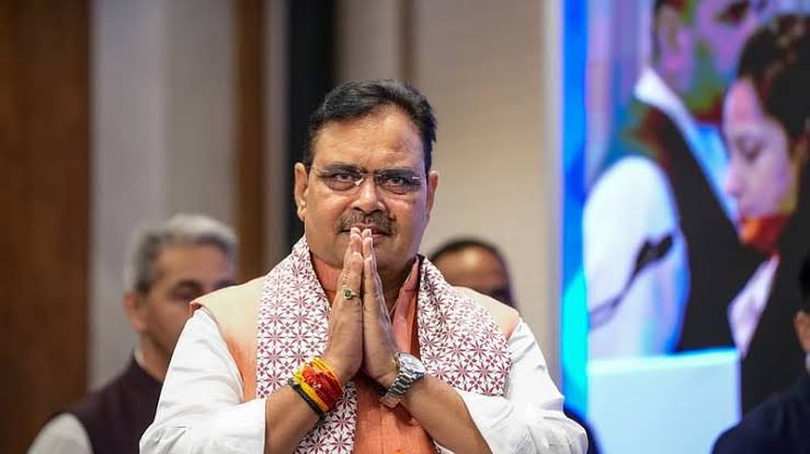 SukhveerHooda's tweet photo. For a Technically Empowered Rajasthan, we need a strong foundation of skilled Technical Aspirants.

To make this vision a reality :-

supported by robust digital infrastructure and qualified computer instructors.

#नई_कंप्यूटर_अनुदेशक_भर्ती https://t.co/Qen80ish3K